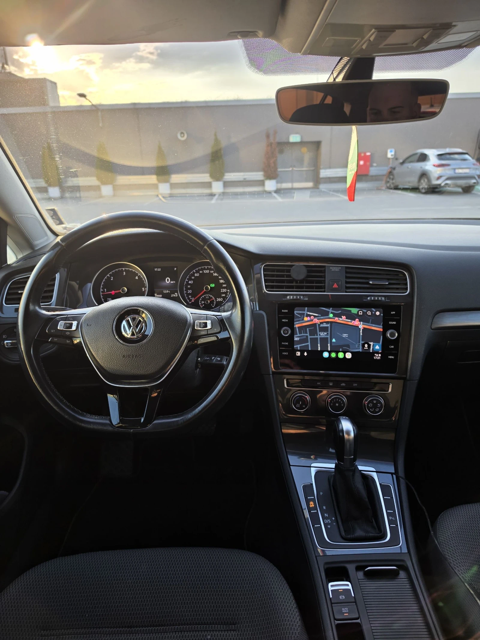 VW Golf 1.6Tdi 80 Хил.км, снимка 9 - Автомобили и джипове - 53885992