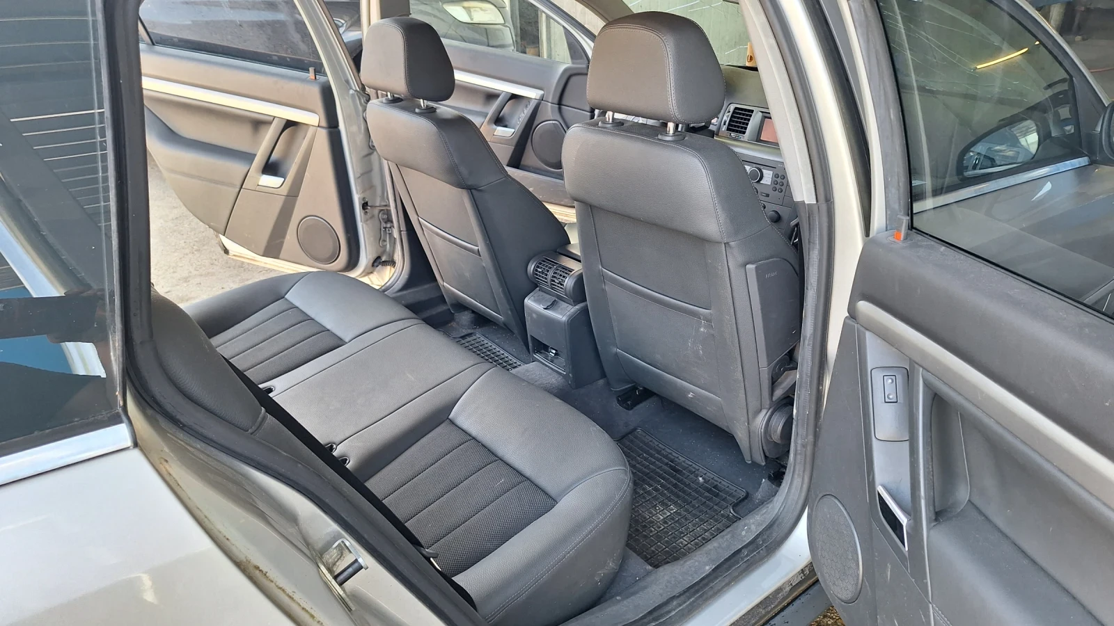 Opel Vectra, снимка 11 - Автомобили и джипове - 53901941