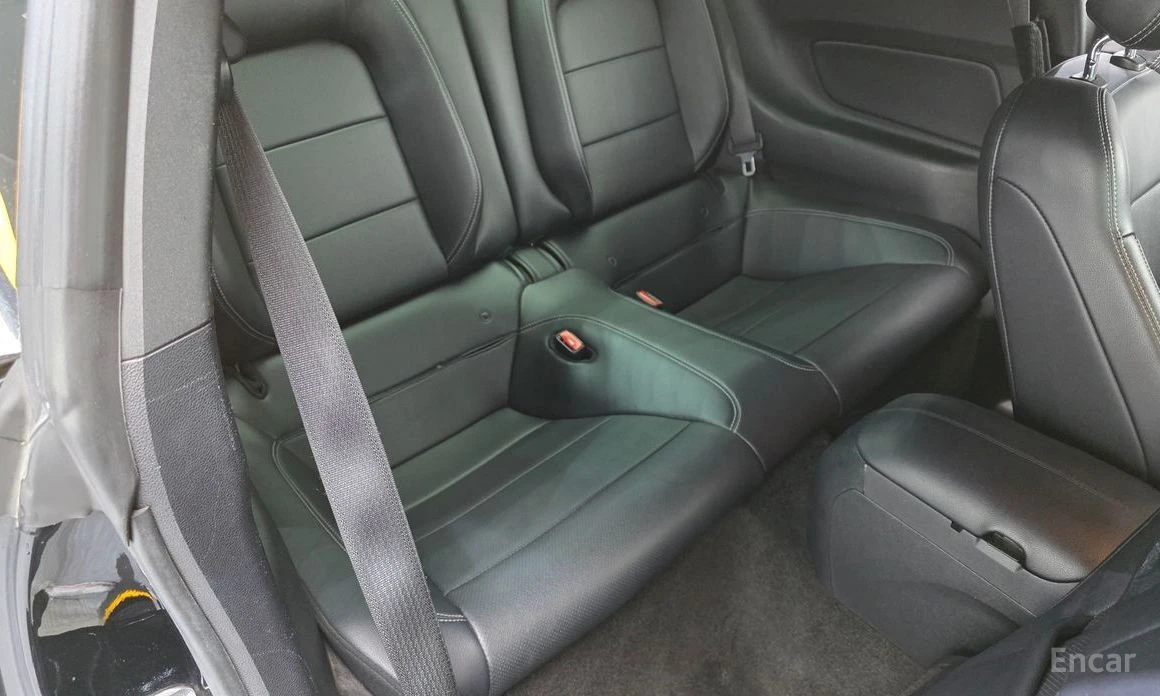 Ford Mustang, снимка 12 - Автомобили и джипове - 54060610