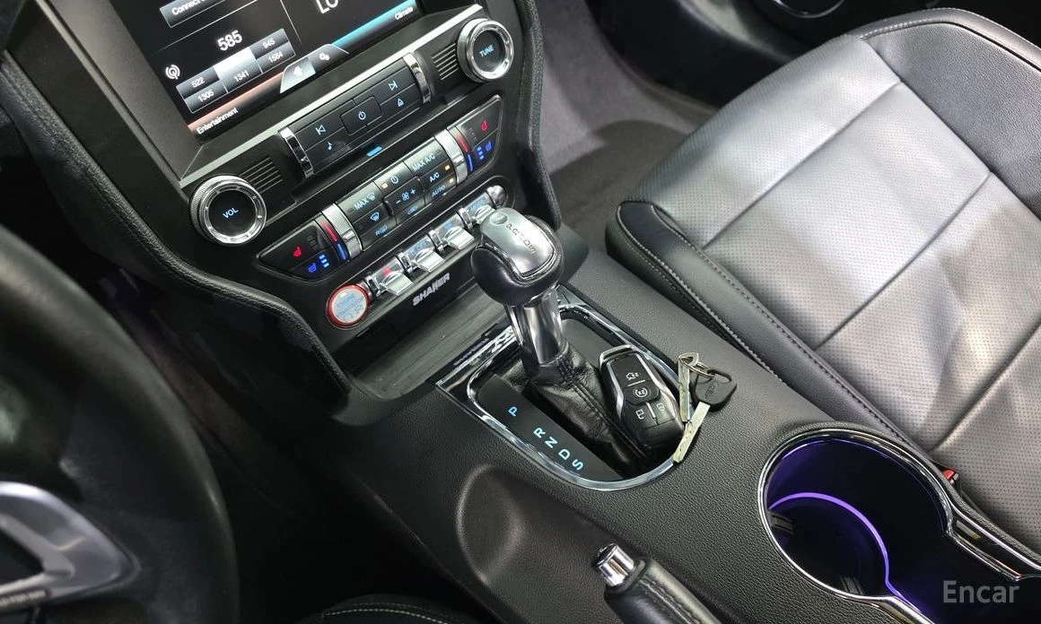 Ford Mustang, снимка 9 - Автомобили и джипове - 54060610