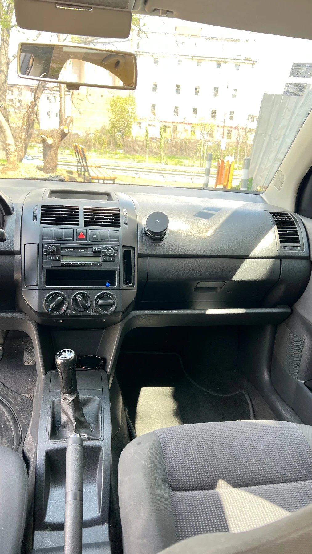 VW Polo, снимка 2 - Автомобили и джипове - 54283786