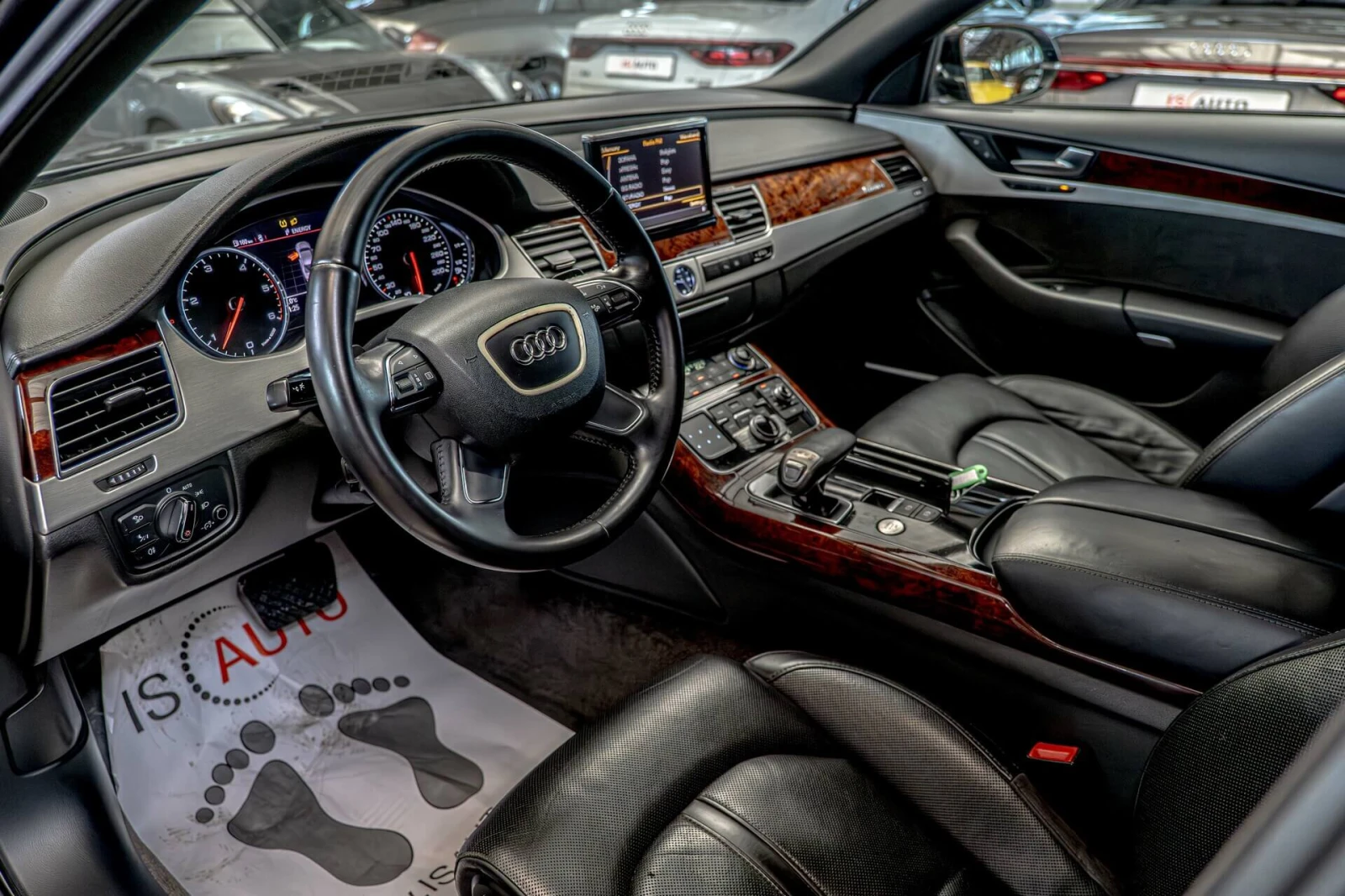 Audi A8 4.2TDI/Bose/NightVision/Камера/Обдухване/Quattro, снимка 7 - Автомобили и джипове - 54338704