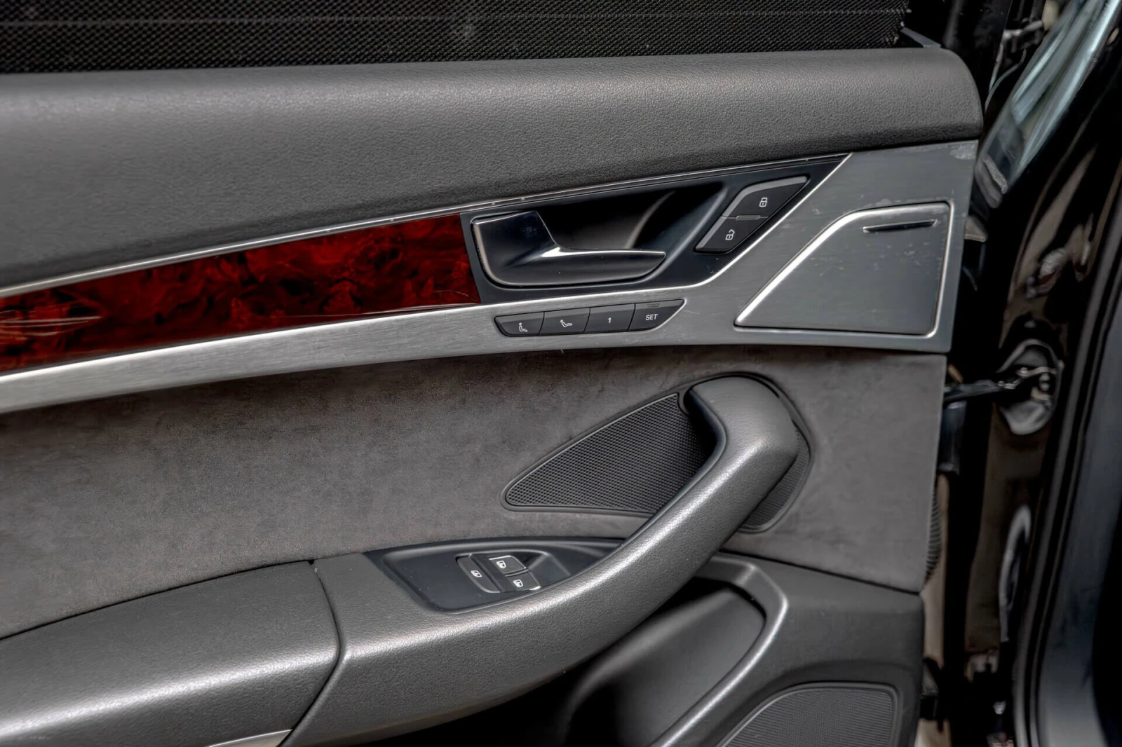 Audi A8 4.2TDI/Bose/NightVision/Камера/Обдухване/Quattro, снимка 10 - Автомобили и джипове - 54338704