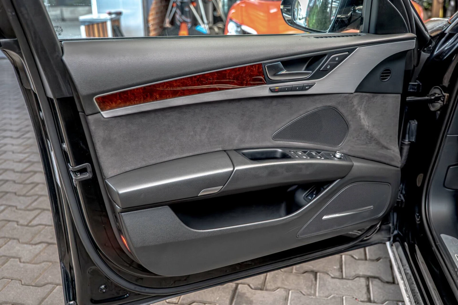 Audi A8 4.2TDI/Bose/NightVision/Камера/Обдухване/Quattro, снимка 9 - Автомобили и джипове - 54338704