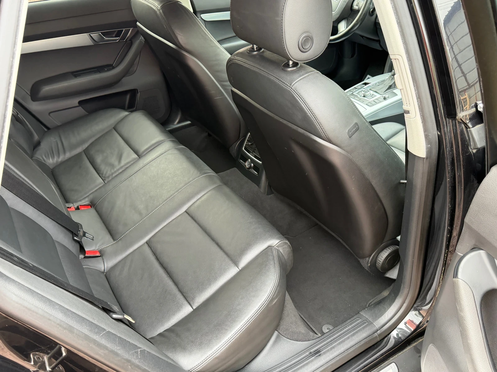 Audi A6 2.0 TDI Facelift , снимка 10 - Автомобили и джипове - 54496148