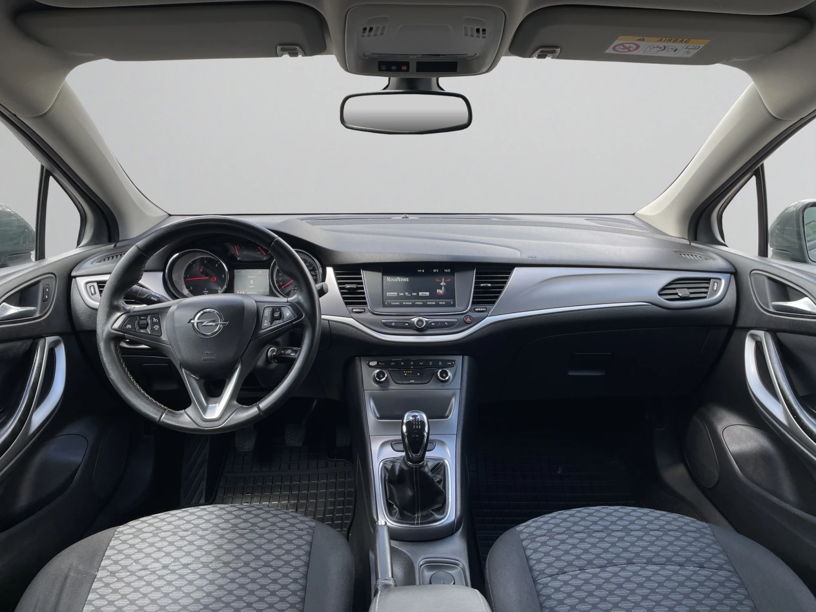 Opel Astra 1.6 CDTI 110 hp EURO 6, снимка 13 - Автомобили и джипове - 54525626