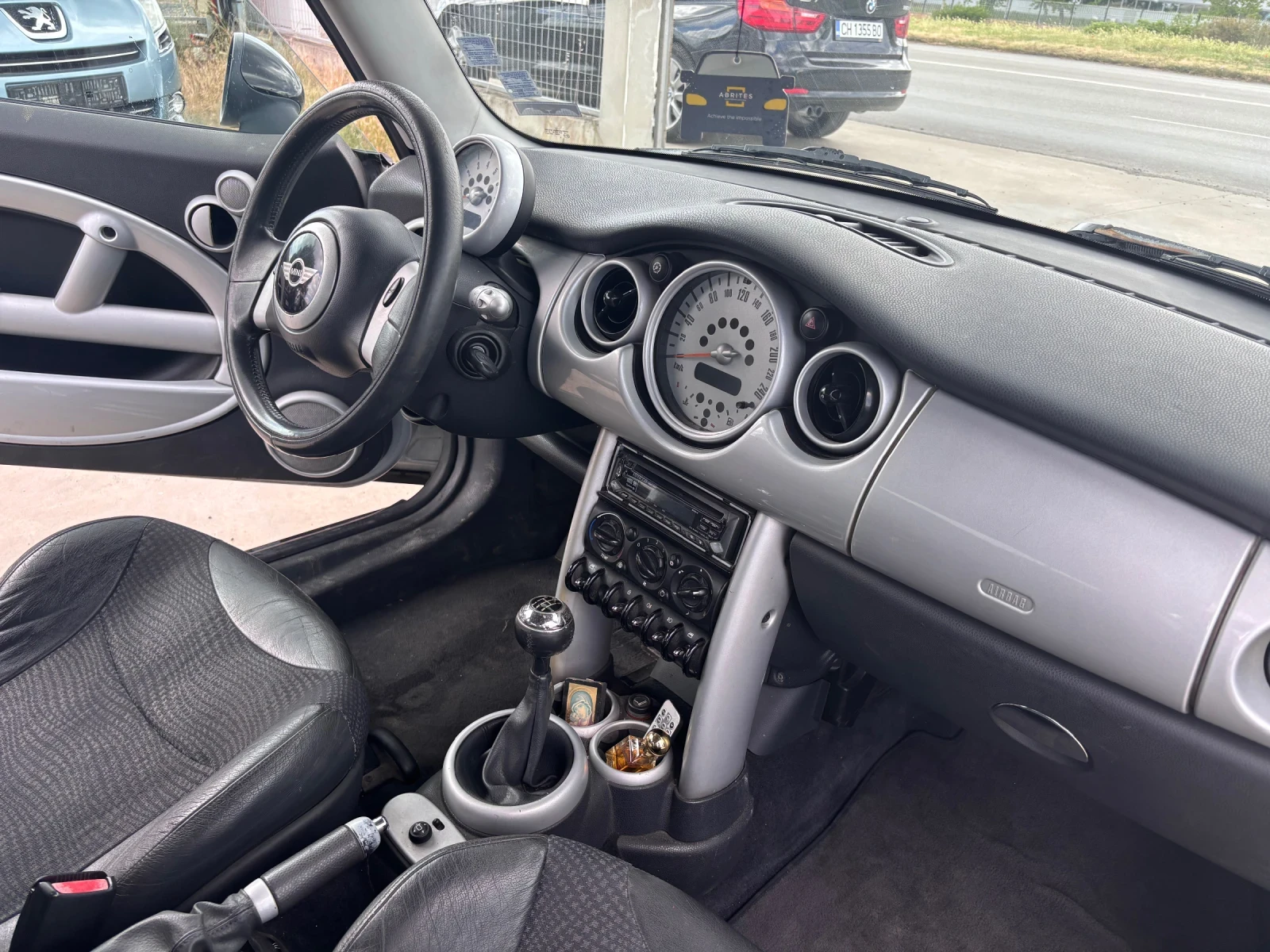 Mini Cooper 1.6 Бензин, снимка 5 - Автомобили и джипове - 54668879