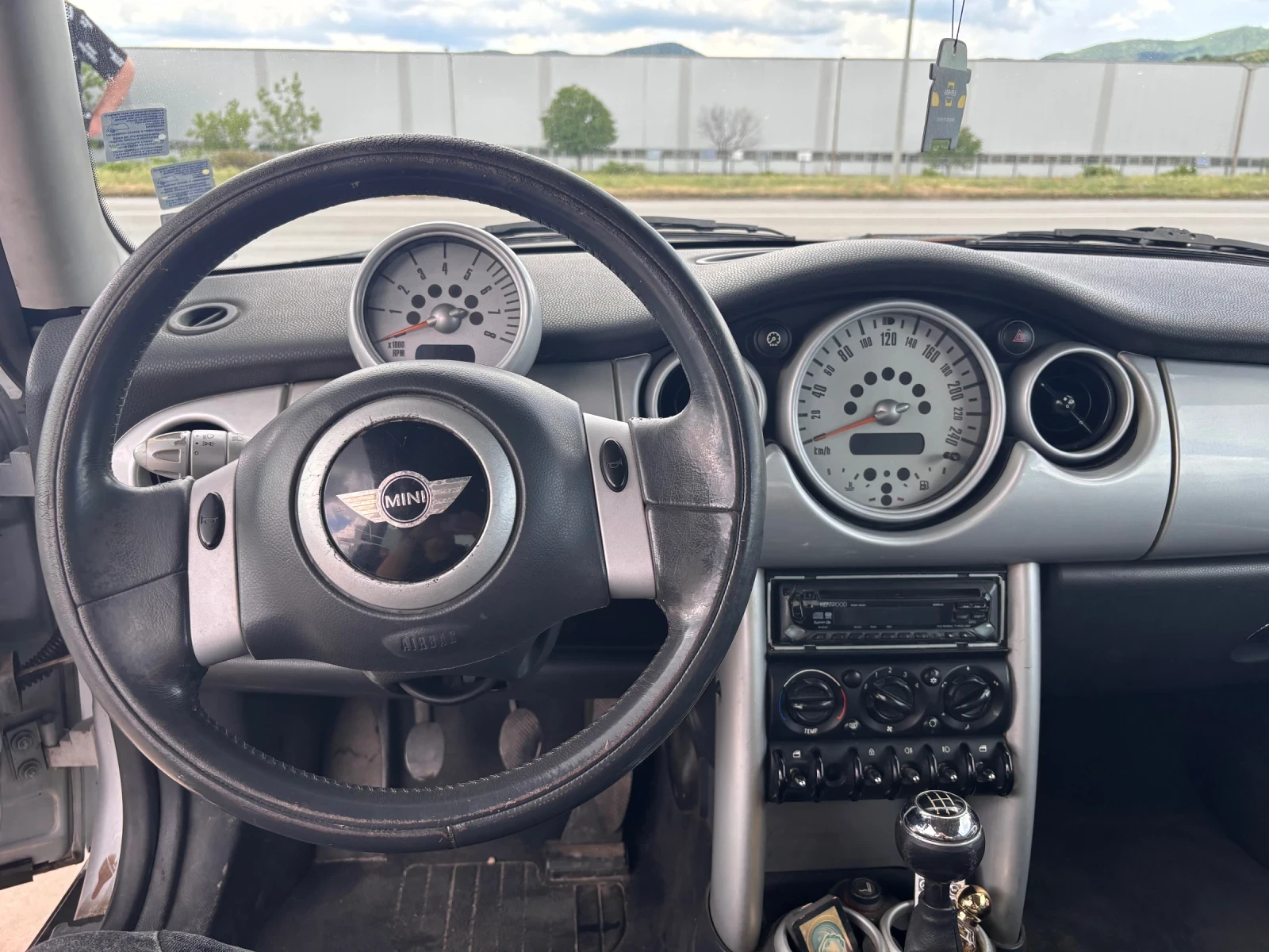 Mini Cooper 1.6 Бензин, снимка 7 - Автомобили и джипове - 54668879