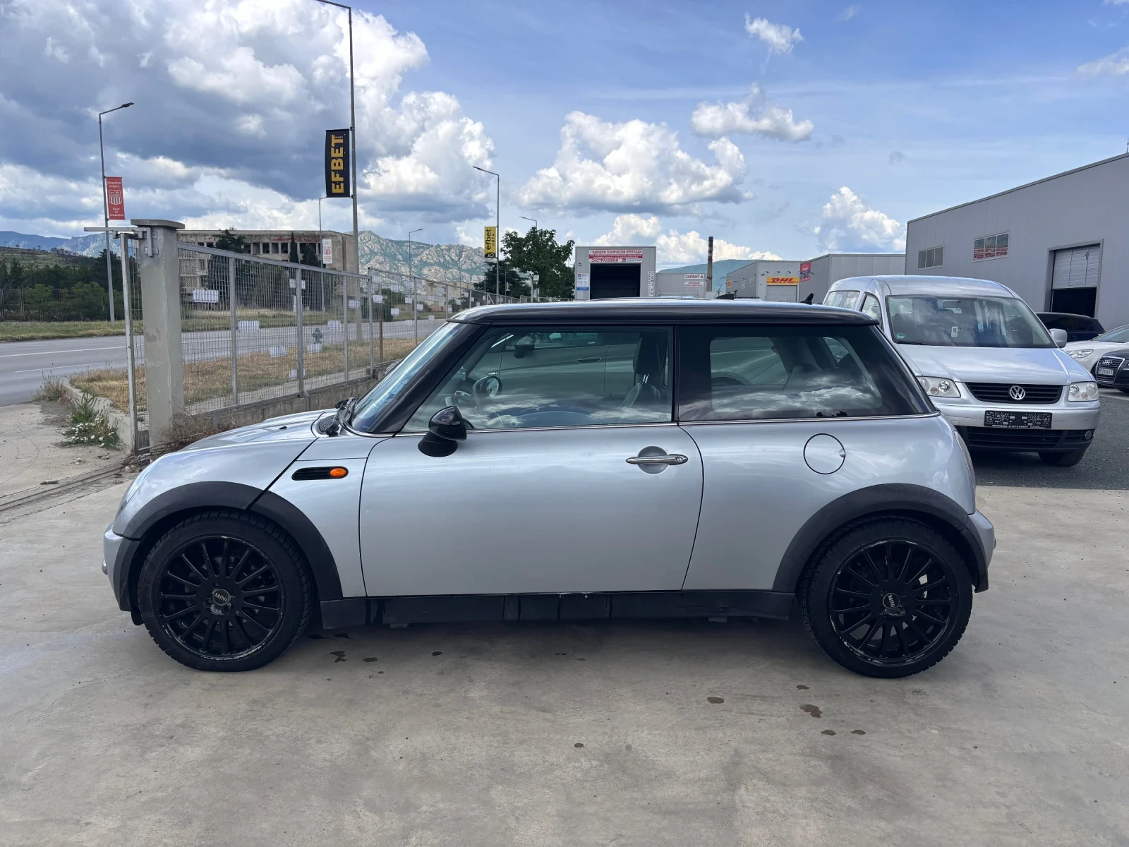 Mini Cooper 1.6 Бензин, снимка 3 - Автомобили и джипове - 54668879