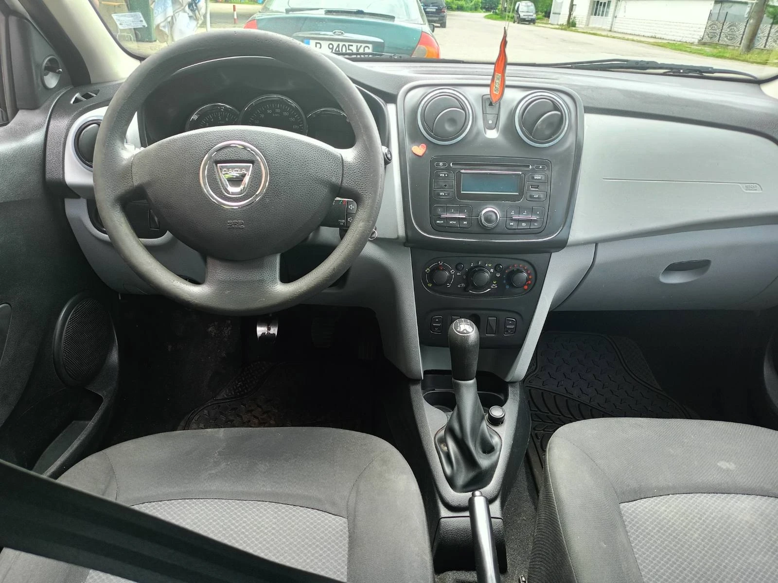 Dacia Sandero 1200    бензин/газ, снимка 6 - Автомобили и джипове - 54742647