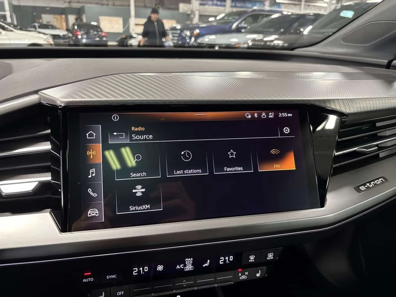 Audi E-Tron Q4 50 QUATTRO| , снимка 16 - Автомобили и джипове - 54831261