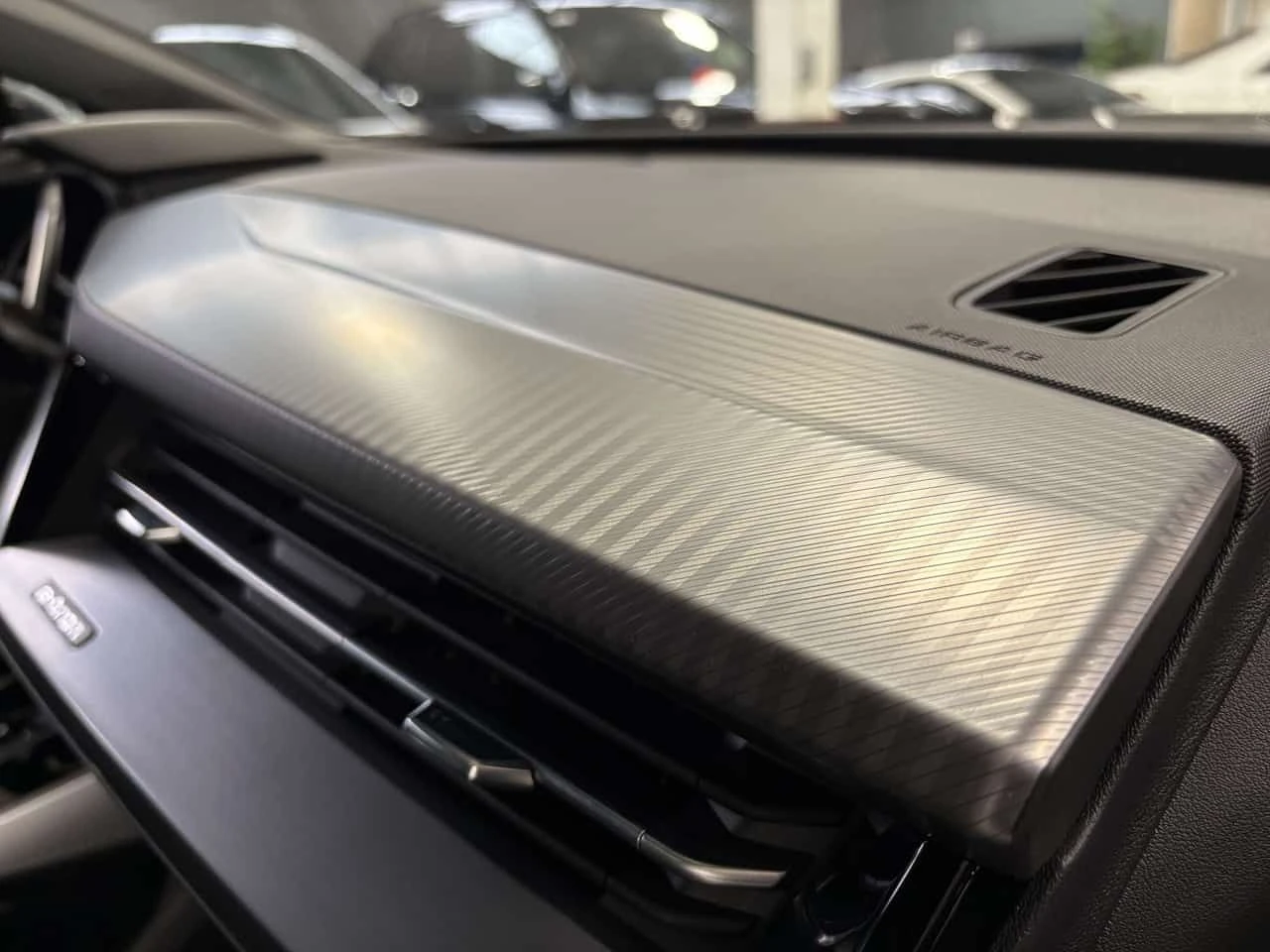 Audi E-Tron Q4 50 QUATTRO| , снимка 12 - Автомобили и джипове - 54831261