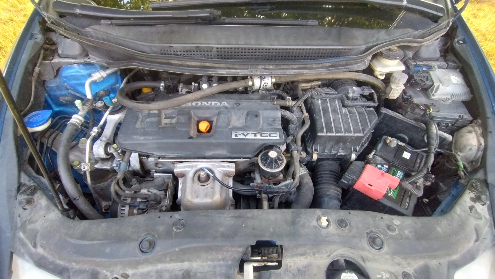 Honda Civic 8 генерация, снимка 12 - Автомобили и джипове - 55353260