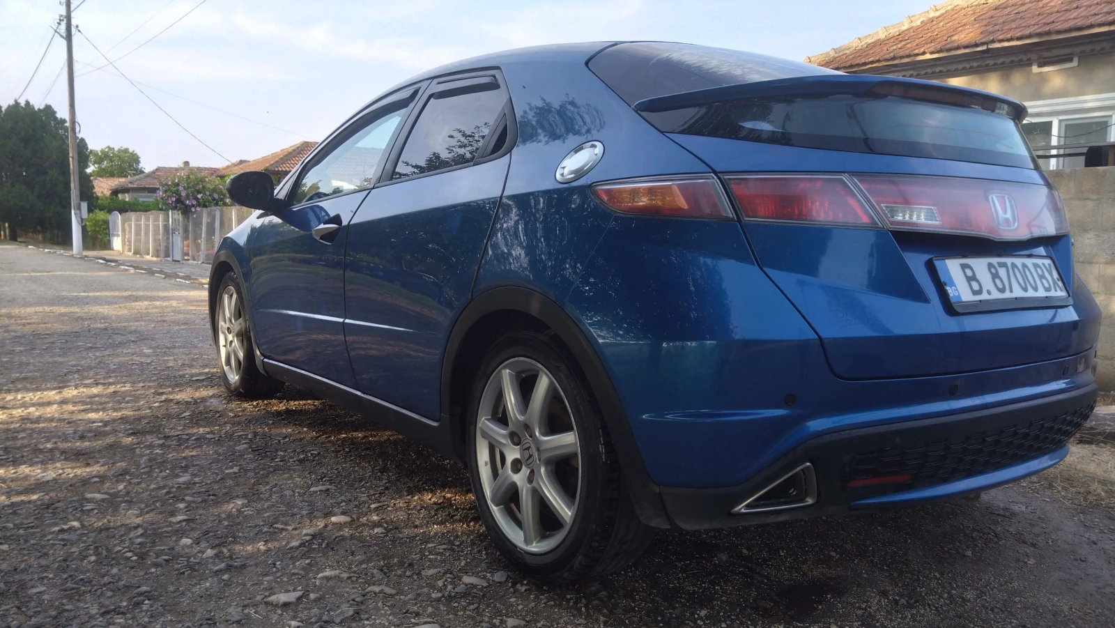 Honda Civic 8 генерация, снимка 2 - Автомобили и джипове - 55353260