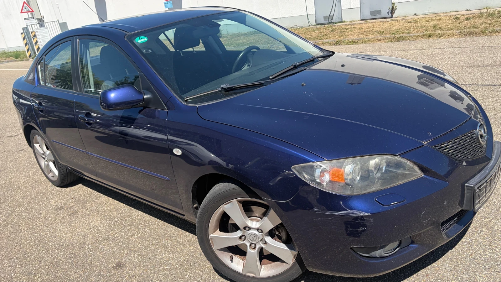 Mazda 3 2.0i Бензин, снимка 4 - Автомобили и джипове - 55752955
