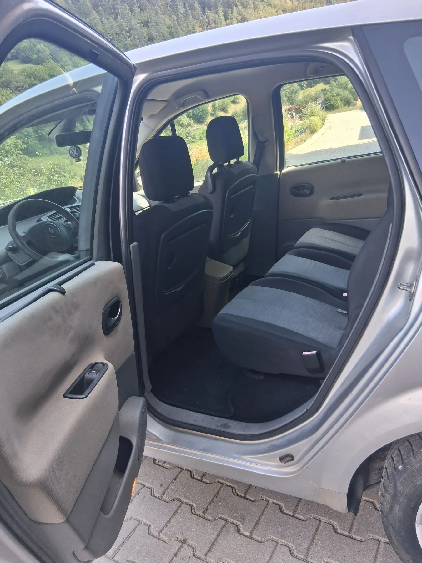 Renault Scenic, снимка 9 - Автомобили и джипове - 55803569