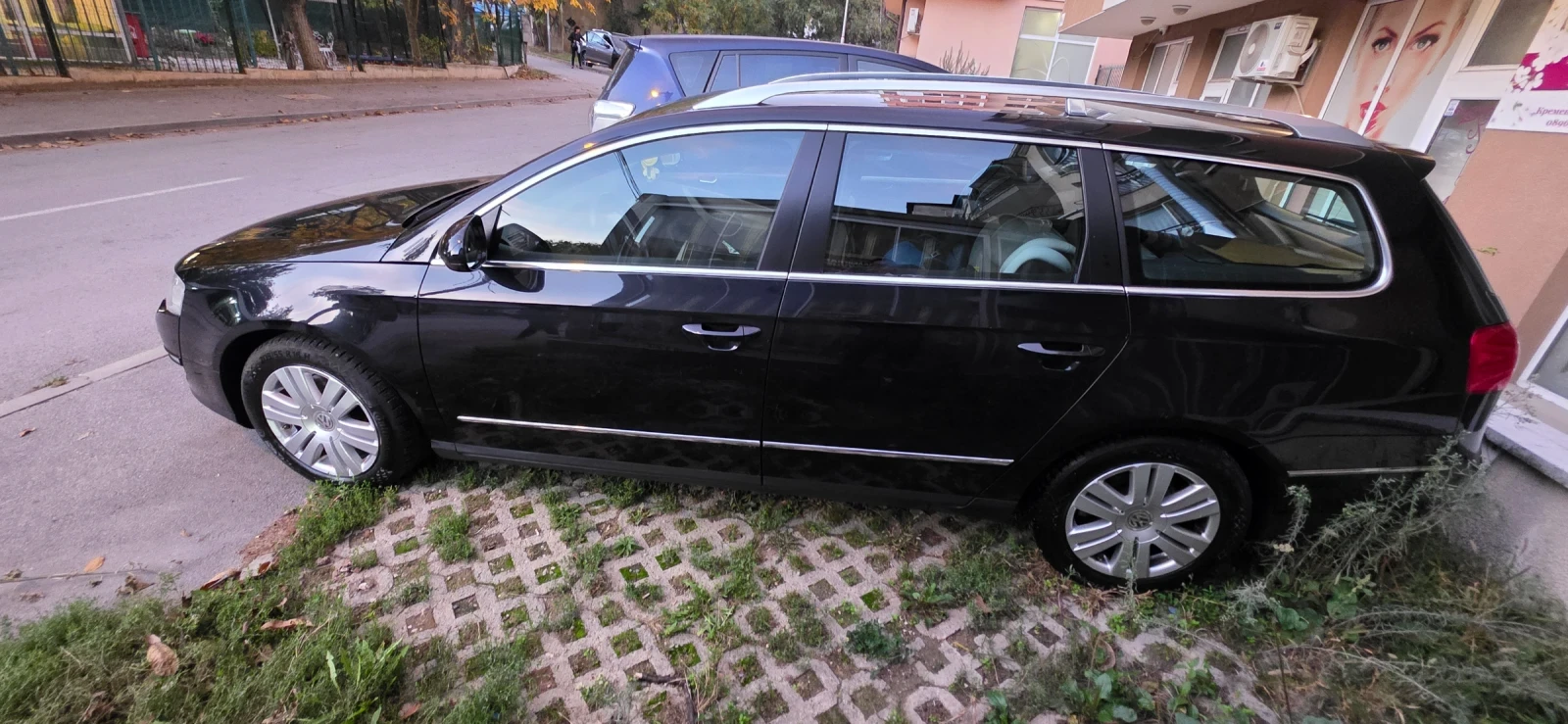 VW Passat 2.0 TDI, снимка 3 - Автомобили и джипове - 56644928