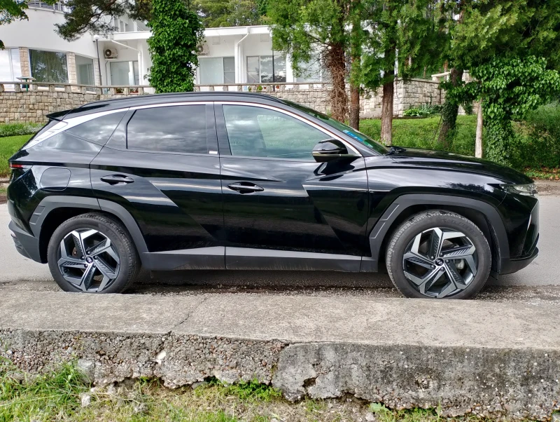 Hyundai Tucson 1.6 GDI, снимка 4 - Автомобили и джипове - 47636483