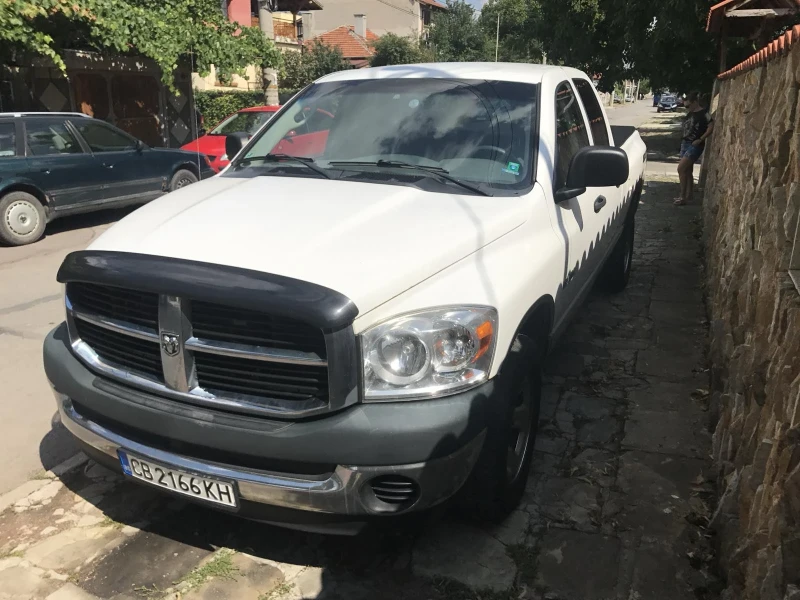 Dodge RAM 1500 4.7 V8, снимка 2 - Автомобили и джипове - 52498464