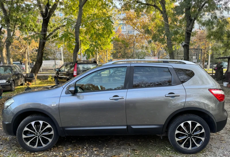 Nissan Qashqai Италия, снимка 10 - Автомобили и джипове - 52002842