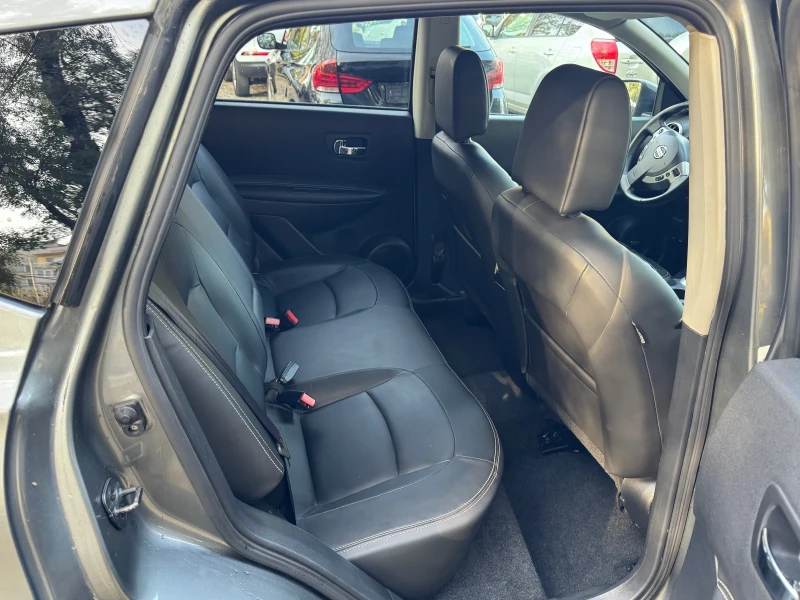 Nissan Qashqai Италия, снимка 8 - Автомобили и джипове - 52002842