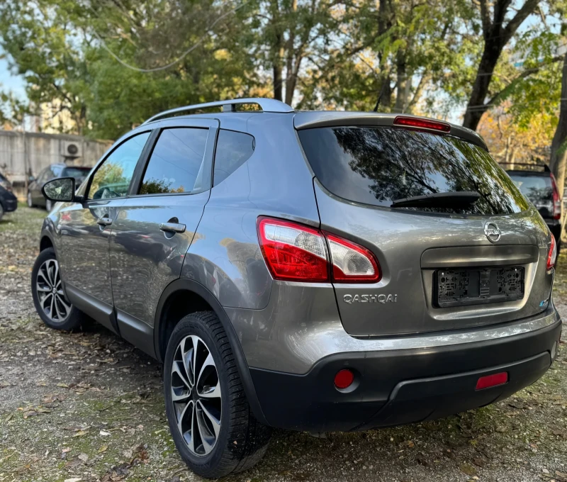 Nissan Qashqai Италия, снимка 13 - Автомобили и джипове - 52002842