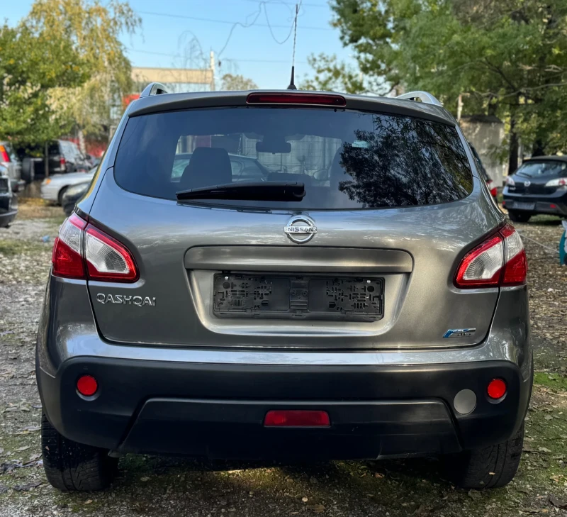 Nissan Qashqai Италия, снимка 15 - Автомобили и джипове - 52002842