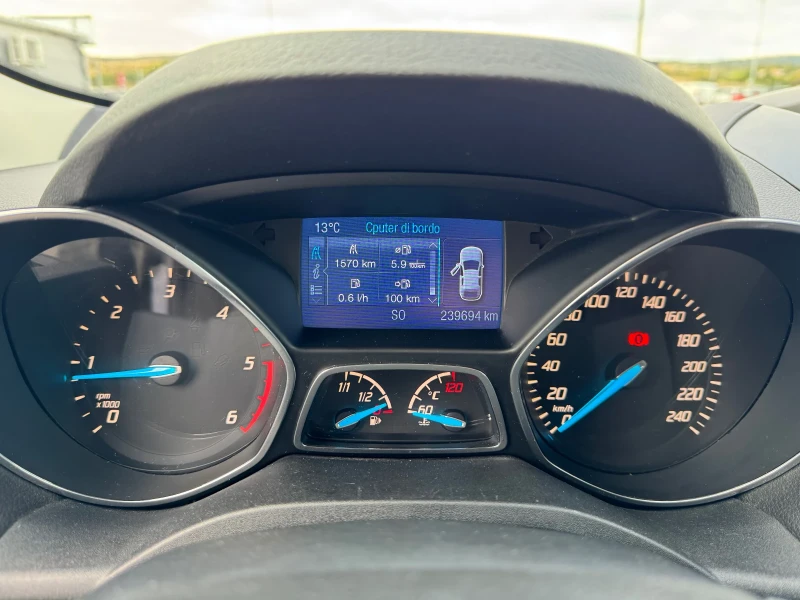 Ford Kuga 2.0 TDCI 140 h.p. - 2WD - TITANIUM , снимка 11 - Автомобили и джипове - 52003322