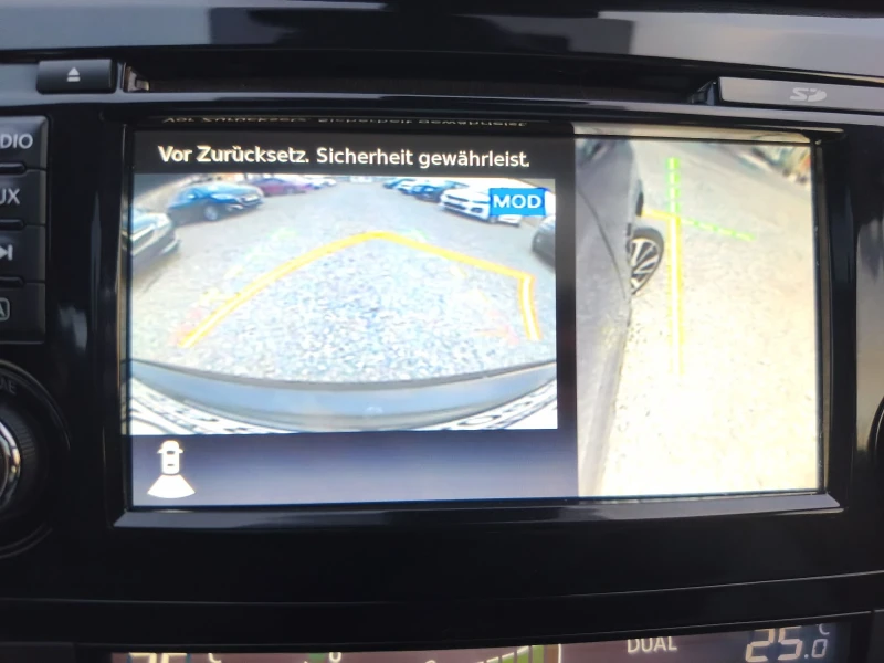 Nissan Qashqai Tekna 1.2DIG-T Automatic camera360 , снимка 17 - Автомобили и джипове - 52448684