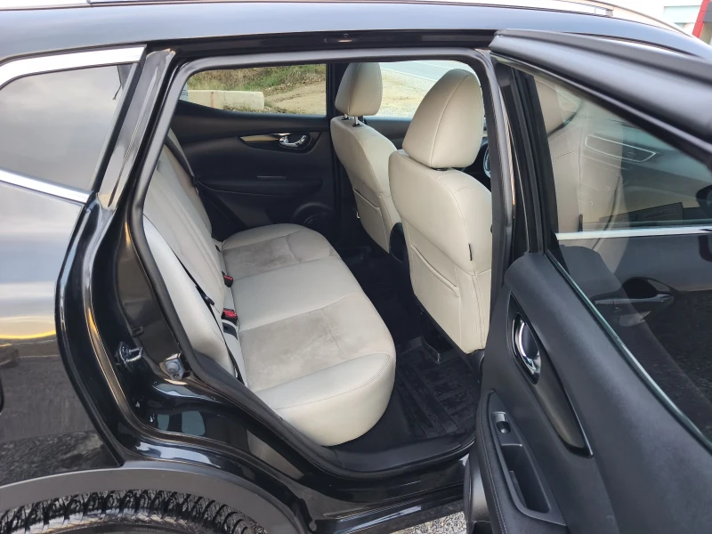 Nissan Qashqai Tekna 1.2DIG-T Automatic camera360 , снимка 10 - Автомобили и джипове - 52448684