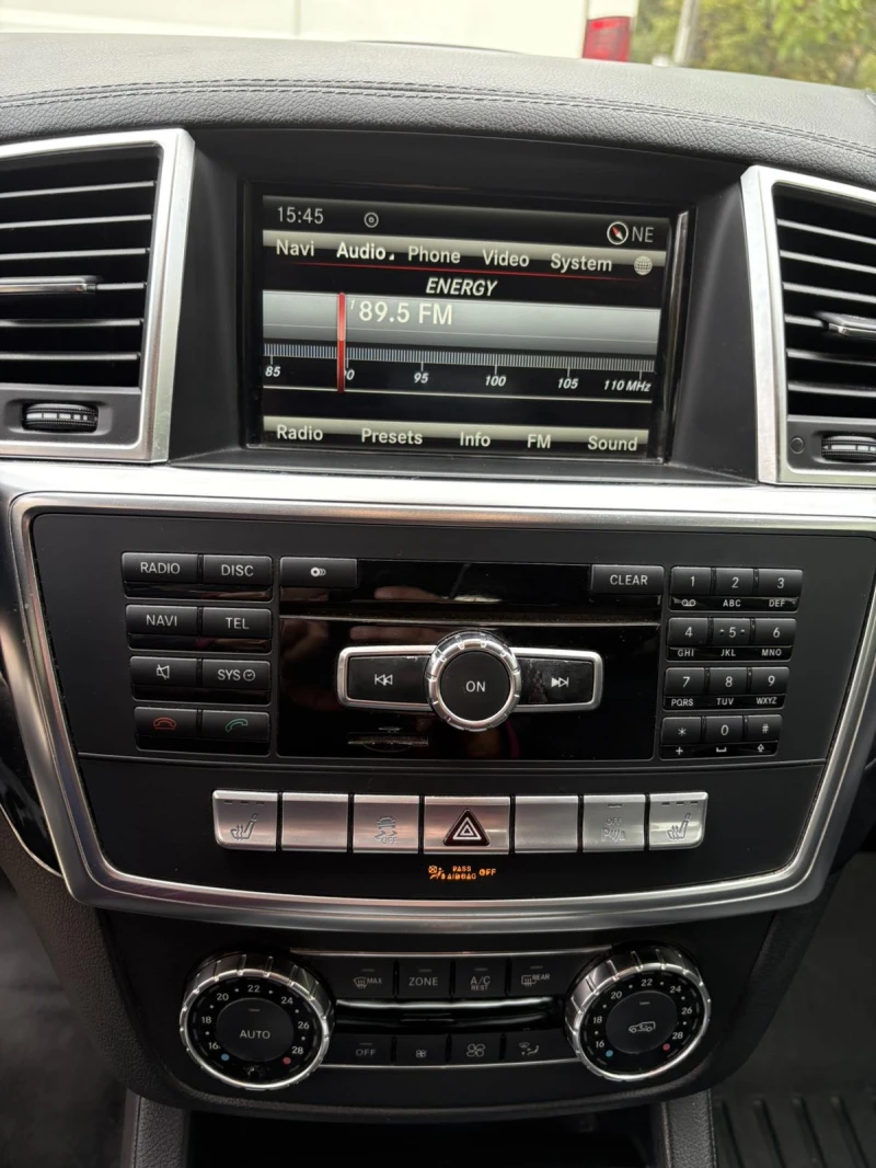 Mercedes-Benz GL AMG 4MATIC 6+ 1, снимка 11 - Автомобили и джипове - 52516102