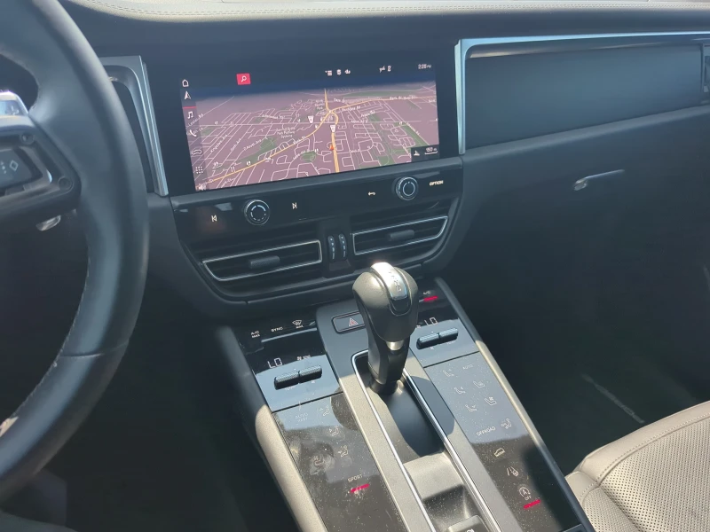 Porsche Macan * * CARFAX * * АВТО КРЕДИТ * * , снимка 7 - Автомобили и джипове - 52817110