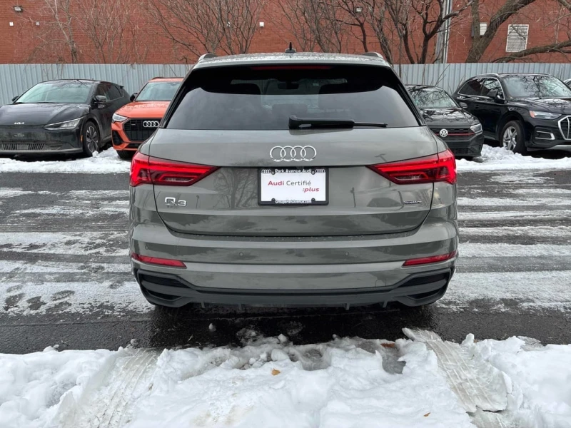 Audi Q3 * Komfort * CARFAX * БЕЗ ПЪРВОНАЧАЛНА ВНОСКА, снимка 4 - Автомобили и джипове - 52891251