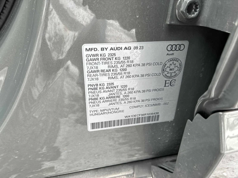 Audi Q3 * Komfort * CARFAX * БЕЗ ПЪРВОНАЧАЛНА ВНОСКА, снимка 11 - Автомобили и джипове - 52891251