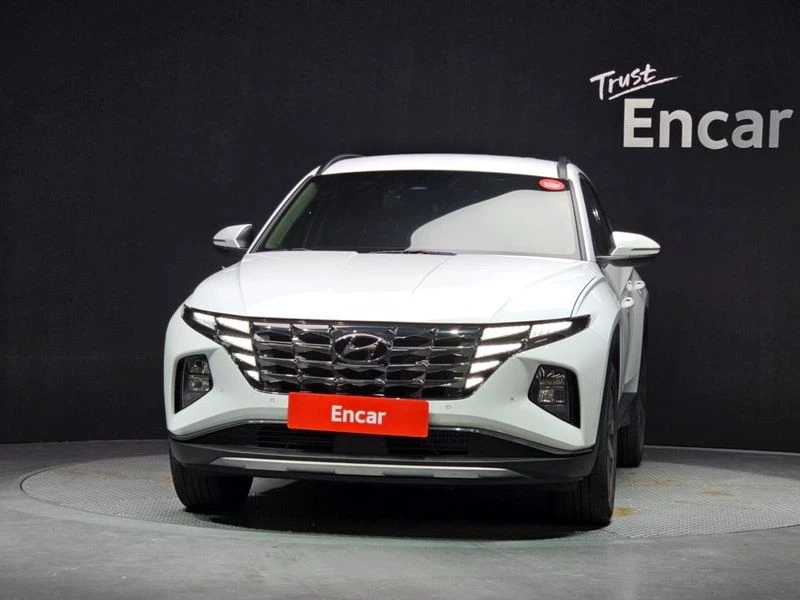 Hyundai Tucson Inspiration 2WD| 230к.с.| ВКЛ.ТЕХНОТЕСТ, снимка 3 - Автомобили и джипове - 55612684