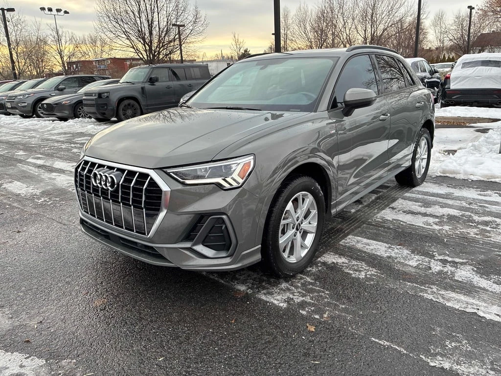 Audi Q3 * Komfort * CARFAX * БЕЗ ПЪРВОНАЧАЛНА ВНОСКА, снимка 1