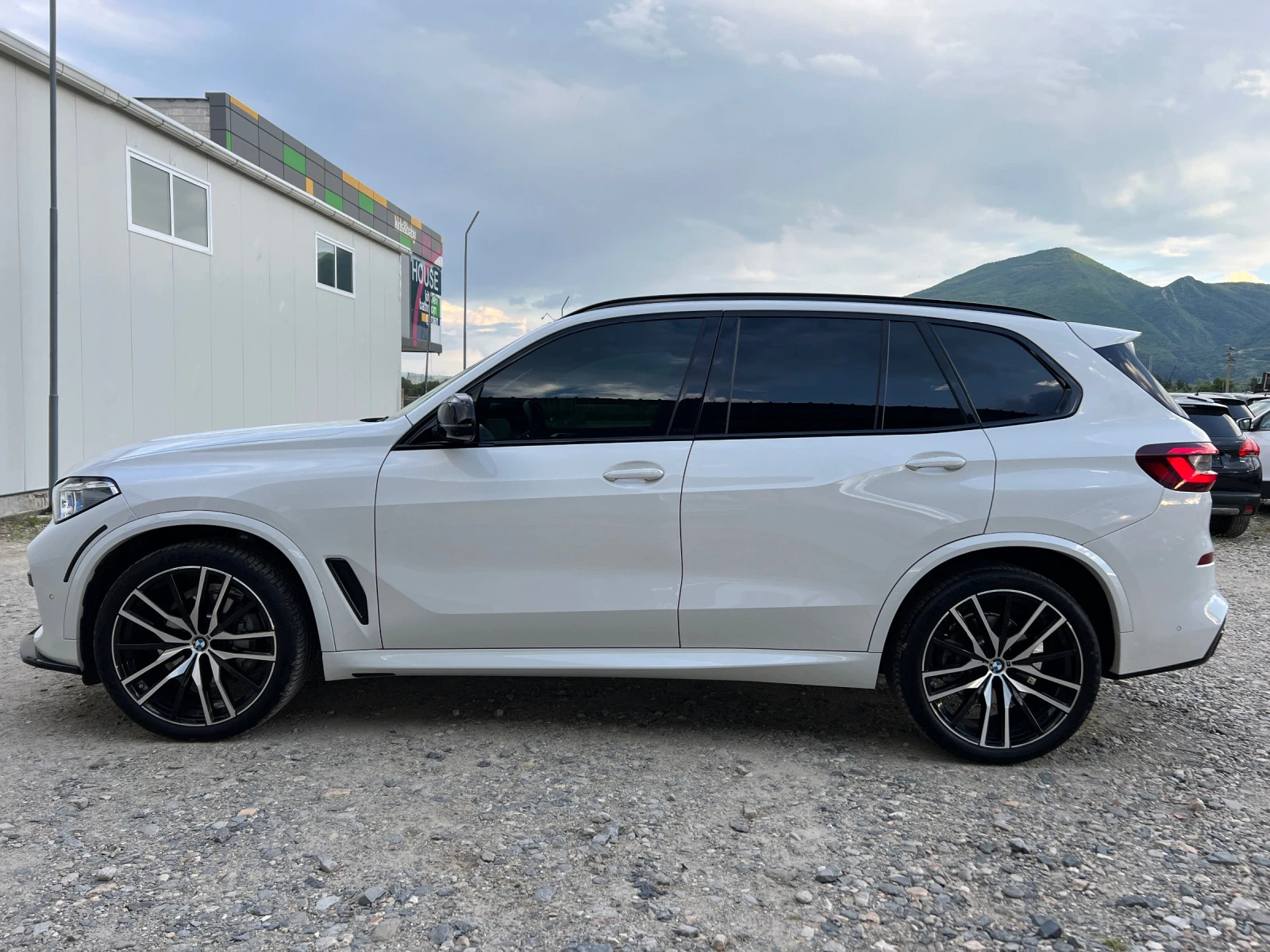 BMW X5 xDrive 40i/ M-Sport Individual/ Laser/ 9440 км - изображение 8