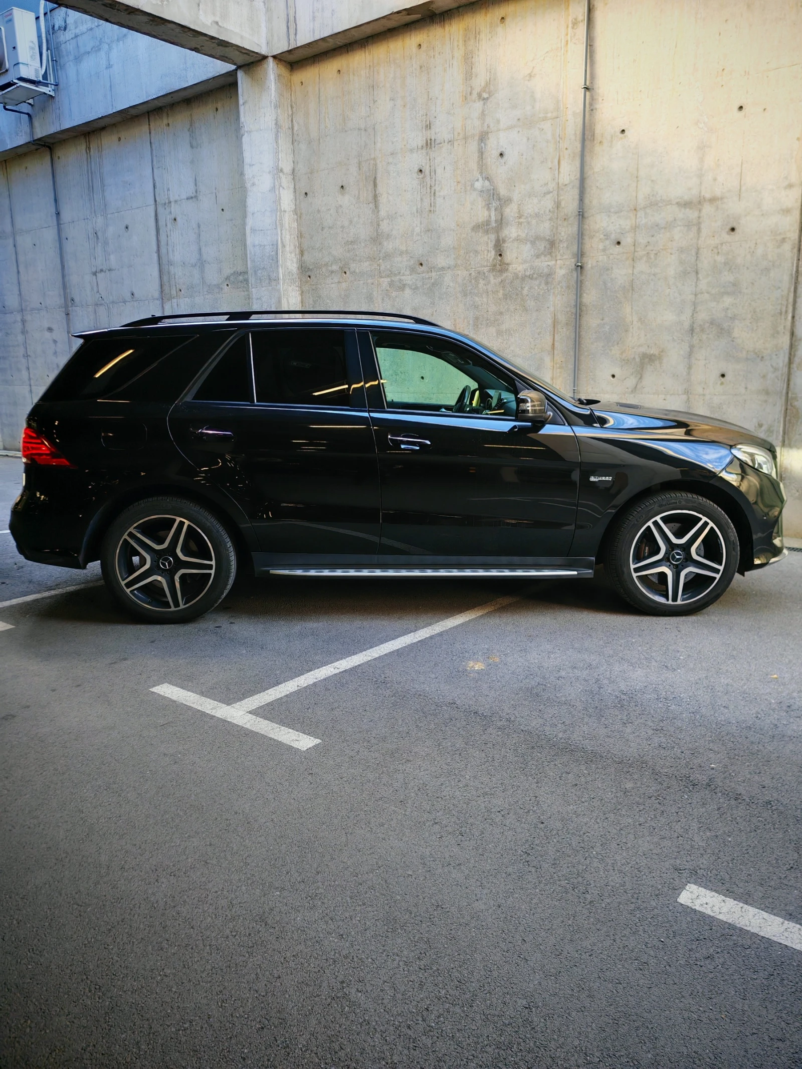 Mercedes-Benz GLE 43 AMG BITURBO - изображение 4