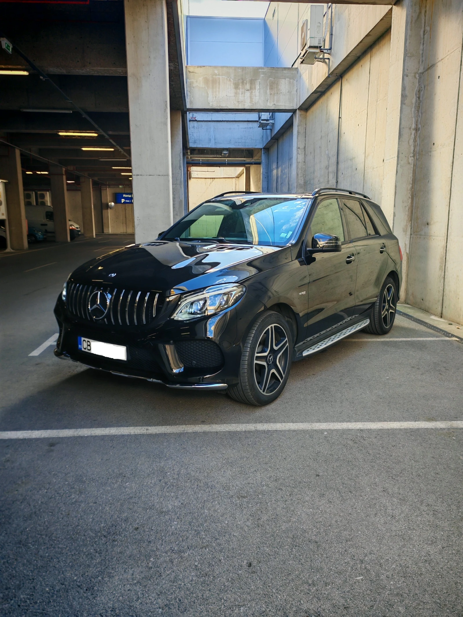 Mercedes-Benz GLE 43 AMG BITURBO - изображение 2