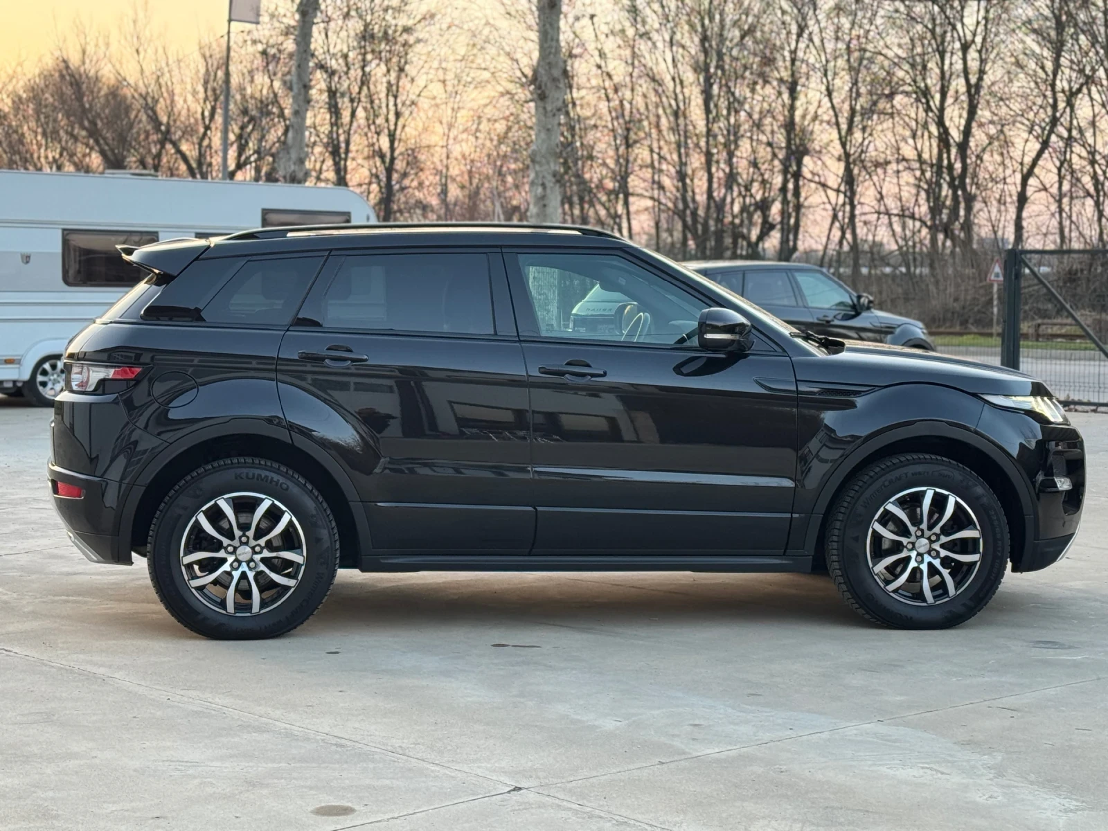 Land Rover Range Rover Evoque * DYNAMIC* SD4-190ks* MERIDIAN* 4x4* , снимка 6 - Автомобили и джипове - 53840311