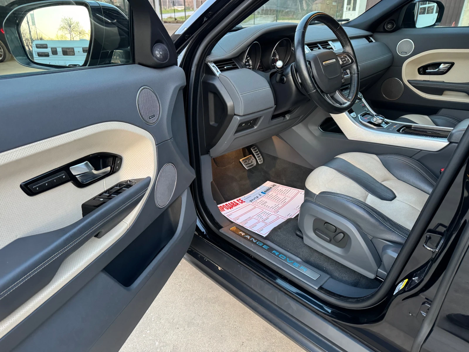 Land Rover Range Rover Evoque * DYNAMIC* SD4-190ks* MERIDIAN* 4x4* , снимка 10 - Автомобили и джипове - 53840311