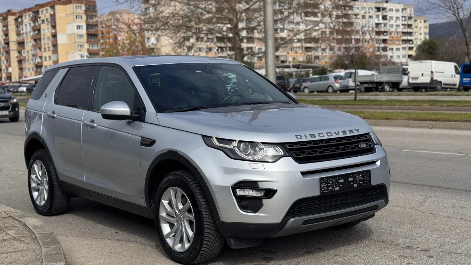 Land Rover Discovery Sport 2.0i AWD 240кс * 122 хил.км* , снимка 5 - Автомобили и джипове - 54189876