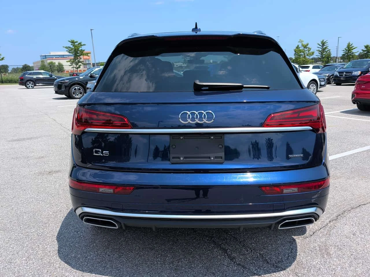 Audi Q5 * Technik * CARFAX * ОПЦИЯ ЗА ФИНАНСИРАНЕ , снимка 13 - Автомобили и джипове - 55302850
