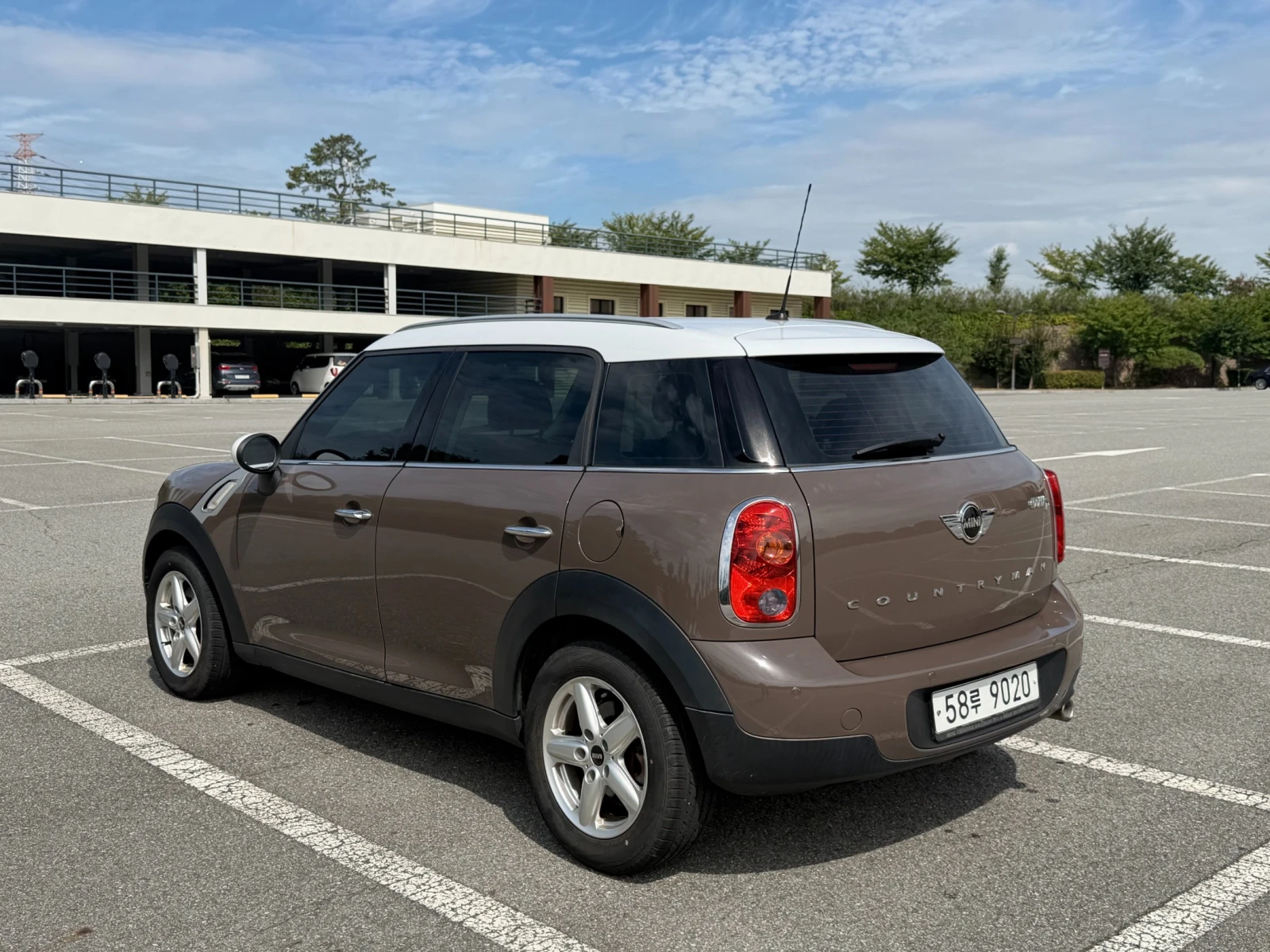 Mini Countryman SE* КРАЙНА ЦЕНА, снимка 5 - Автомобили и джипове - 55496211