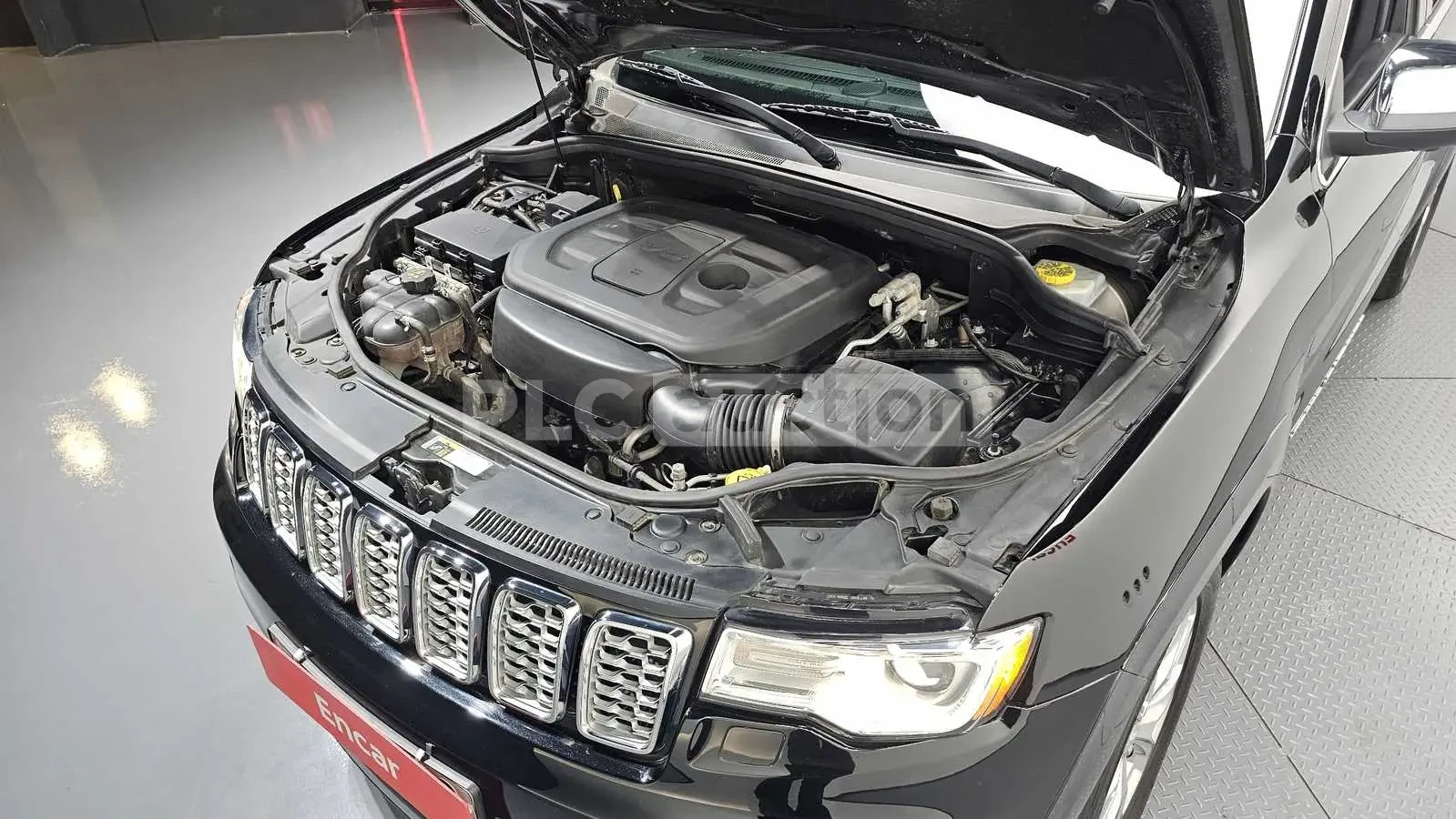 Jeep Grand cherokee 3.6 SUMMIT HARMON KARDON/PANORAMA/360CAM, снимка 5 - Автомобили и джипове - 55525538