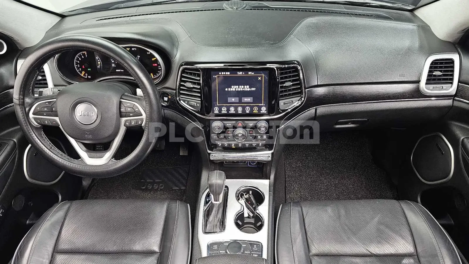 Jeep Grand cherokee 3.6 SUMMIT HARMON KARDON/PANORAMA/360CAM, снимка 6 - Автомобили и джипове - 55525538