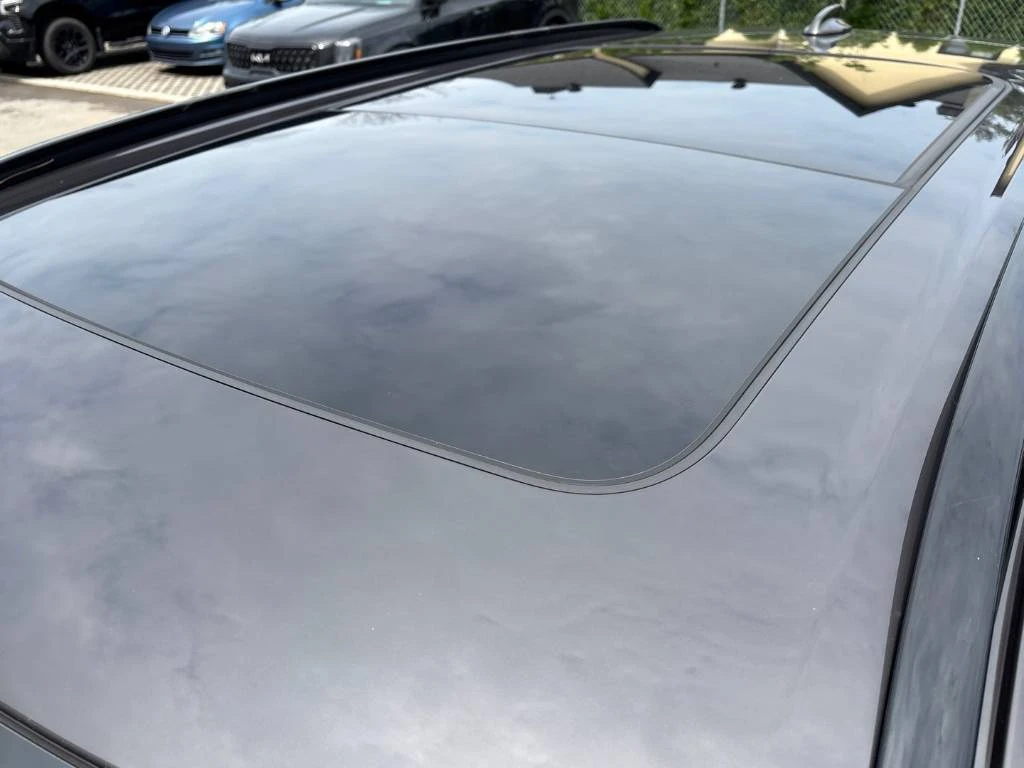 Volvo Xc90 B6 AWD Plus Dark Themе * CARFAX, снимка 17 - Автомобили и джипове - 55528953