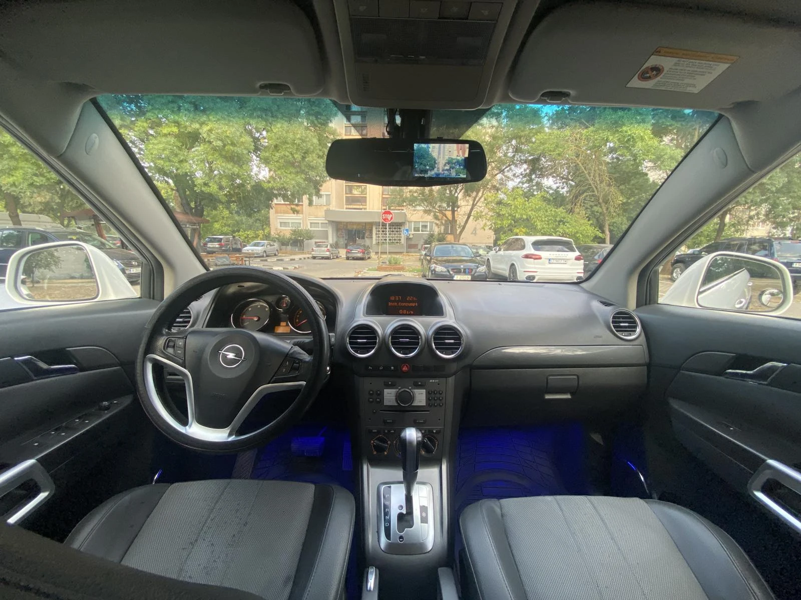 Opel Antara 2.0, снимка 10 - Автомобили и джипове - 55932124