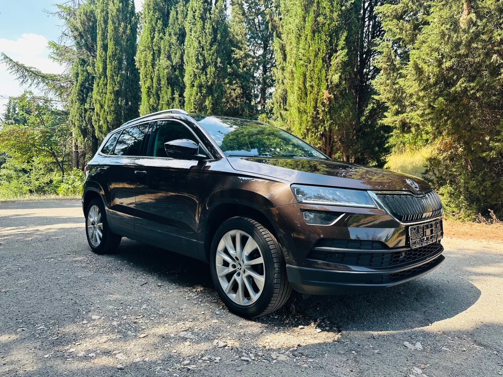 Skoda Karoq 1.5tfsi, снимка 2 - Автомобили и джипове - 56073214