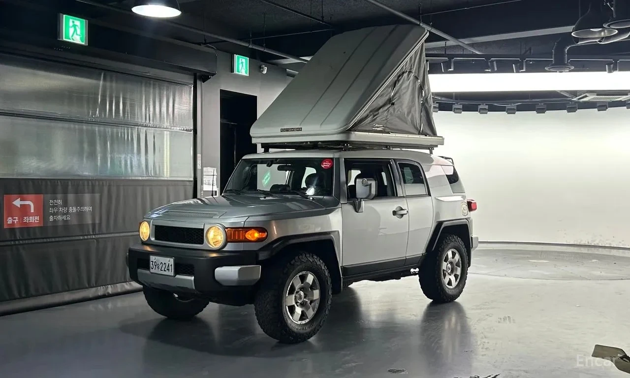 Toyota Fj cruiser  4WD V6, снимка 5 - Автомобили и джипове - 56099779